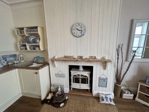 Photo 11- click for photo gallery